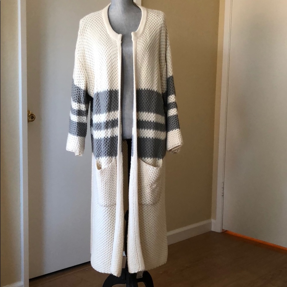 🦋 Chicwish Ivory & Grey Stripe Long Cardigan